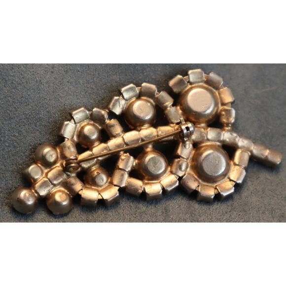 Juliana Style Large Rhinestone Leaf Brooch AB Stones - Picture 4 of 4